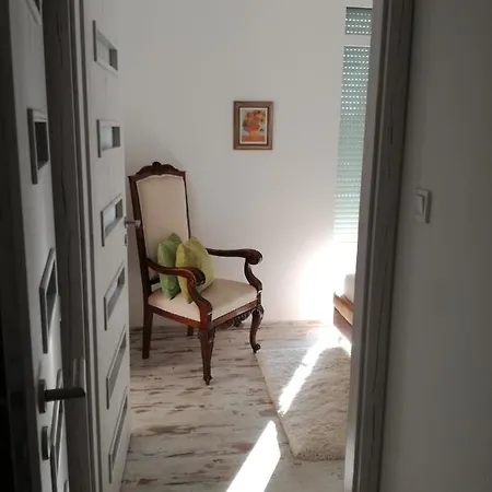 Dolce Apartman * 巴拉顿菲赖德